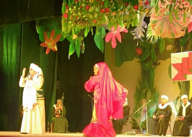 "أم الخلول" تبهر الجمهور و"غناء نوبى" مع الطفلة الكاوتشوك في احتفالات رأس السنة "أم الخلول" تبهر الجمهور و"غناء نوبى" مع الطفلة الكاوتشوك في احتفالات رأس السنة