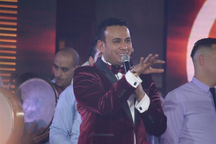 بالصور.. رومانسية جسار وزوجته وطرب أمنية وتحدي صوفينار واوكسانا.. أجواء رأس السنة في القاهرة الجديدة بالصور.. رومانسية جسار وزوجته وطرب أمنية وتحدي صوفينار واوكسانا.. أجواء رأس السنة في القاهرة الجديدة