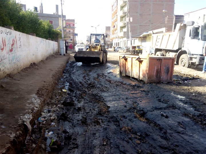 بالصور.."مستقبل وطن" بكفر الشيخ يواصل حملات النظافة بالمدن وتوفير السلع بالقرى