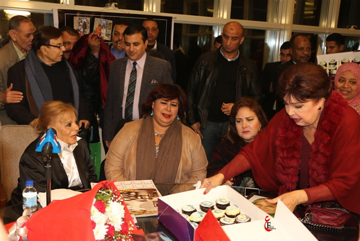 بالصور.. وزارة الثقافة تمنح نادية لطفي جائزة الدولة التقديرية بحضور نجوم الفن بالصور.. وزارة الثقافة تمنح نادية لطفي جائزة الدولة التقديرية بحضور نجوم الفن