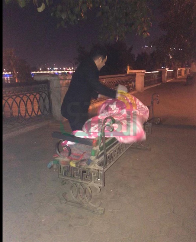 بالصور والفيديو.. "دفى الخير" توزع البطاطين على المحتاجين والفقراء