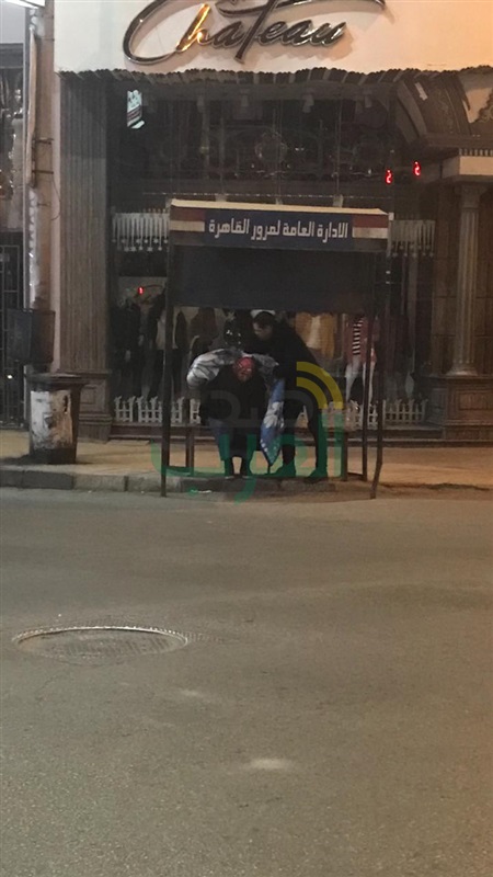 بالصور والفيديو.. "دفى الخير" توزع البطاطين على المحتاجين والفقراء
