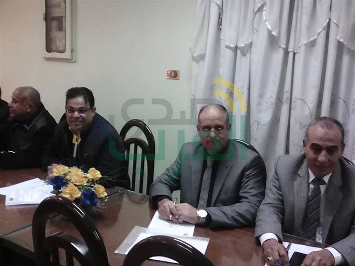 "شاهين" طالبنا نائب الوزير بسرعة حصول المشرفين الاجتماعين على حقوقهم