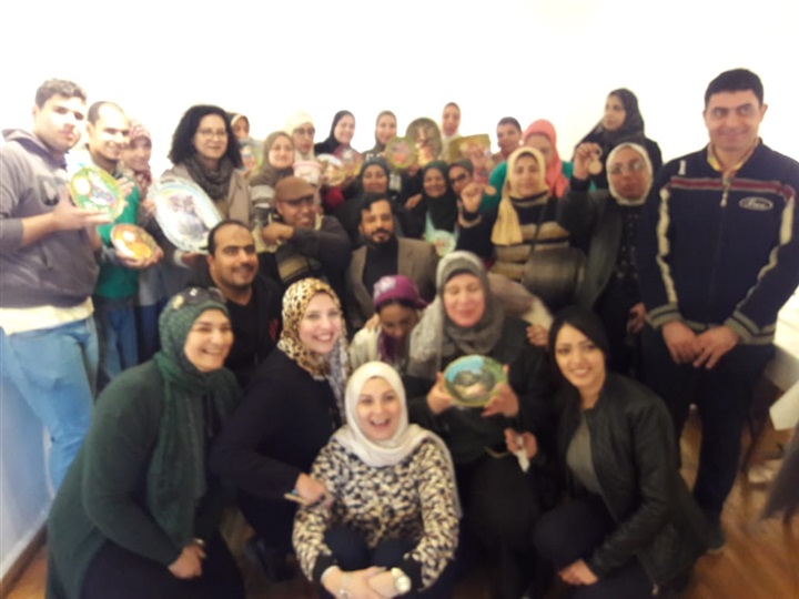 تأهيل 35 من ذوي الإعاقة على العمل بالحرف اليدوية تنفيذاً لمبادرة حياة كريمة تأهيل 35 من ذوي الإعاقة على العمل بالحرف اليدوية تنفيذاً لمبادرة حياة كريمة