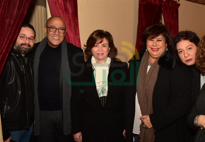 بالصور.. وزيرة الثقافة و إلهام شاهين وهالة صدقي يقدمون التهاني لأشرف عبد الباقي على مسرحيته الجديدة بالصور.. وزيرة الثقافة و إلهام شاهين وهالة صدقي يقدمون التهاني لأشرف عبد الباقي على مسرحيته الجديدة