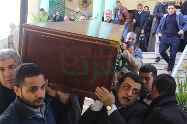 خروج جثمان كاميليا السادات بحضور الإبراشي من مسجد المصطفي بصلاح سالم خروج جثمان كاميليا السادات بحضور الإبراشي من مسجد المصطفي بصلاح سالم