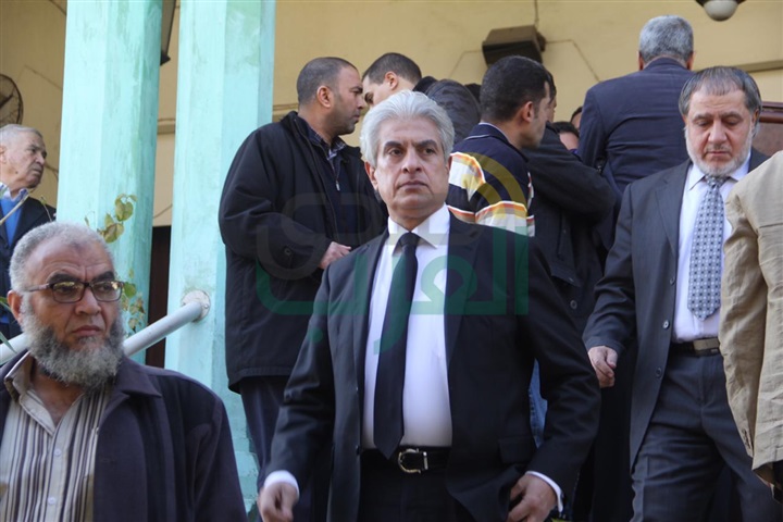 خروج جثمان كاميليا السادات بحضور الإبراشي من مسجد المصطفي بصلاح سالم خروج جثمان كاميليا السادات بحضور الإبراشي من مسجد المصطفي بصلاح سالم