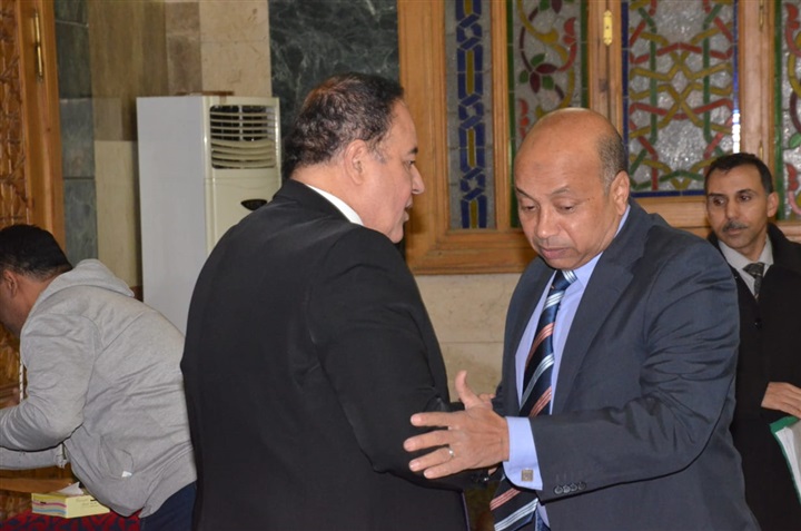 بالصور.. بدء مراسم استقبال عزاء والدة الإعلامى جمال الشاعر بعمر مكرم بالصور.. بدء مراسم استقبال عزاء والدة الإعلامى جمال الشاعر بعمر مكرم