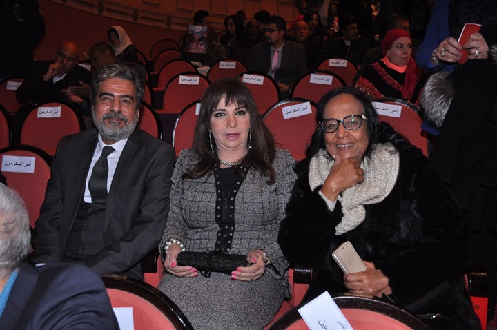 حضور الفخرانى وسهير المرشدى ووفود عربية افتتاح مهرجان المسرح العربى بالأوبرا حضور الفخرانى وسهير المرشدى ووفود عربية افتتاح مهرجان المسرح العربى بالأوبرا