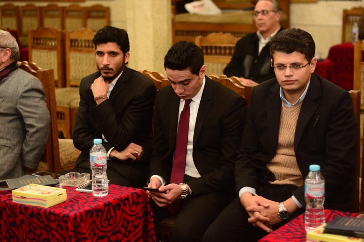 بالصور.. أسامة الشيخ وسفير فلسطين وغيرهم في عزاء والده جمال الشاعر بالصور.. أسامة الشيخ وسفير فلسطين وغيرهم في عزاء والده جمال الشاعر