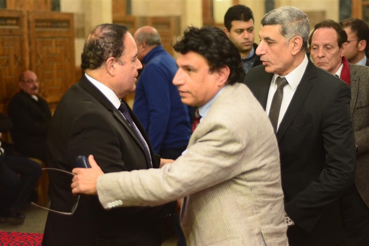 بالصور.. أسامة الشيخ وسفير فلسطين وغيرهم في عزاء والده جمال الشاعر بالصور.. أسامة الشيخ وسفير فلسطين وغيرهم في عزاء والده جمال الشاعر