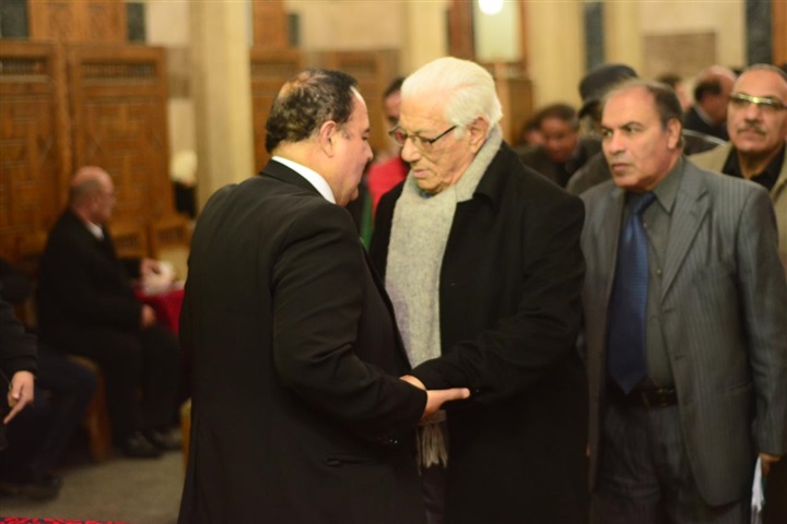 بالصور.. أسامة الشيخ وسفير فلسطين وغيرهم في عزاء والده جمال الشاعر بالصور.. أسامة الشيخ وسفير فلسطين وغيرهم في عزاء والده جمال الشاعر