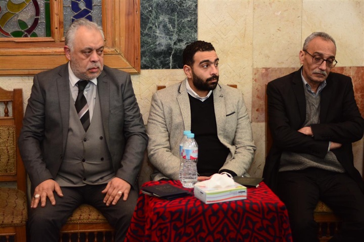 بالصور.. أسامة الشيخ وسفير فلسطين وغيرهم في عزاء والده جمال الشاعر بالصور.. أسامة الشيخ وسفير فلسطين وغيرهم في عزاء والده جمال الشاعر