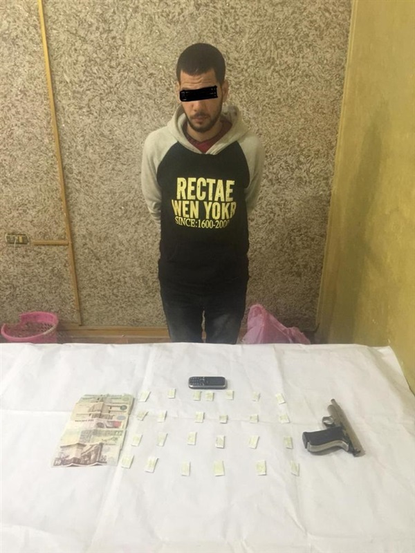 بالصور.. ضبط 6 متهمين بحوزتهم أسلحة ومخدرات بكفر الشيخ