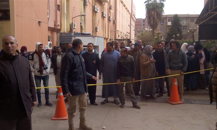 إخلاء وهمى داخل مستشفى بنها الجامعى 