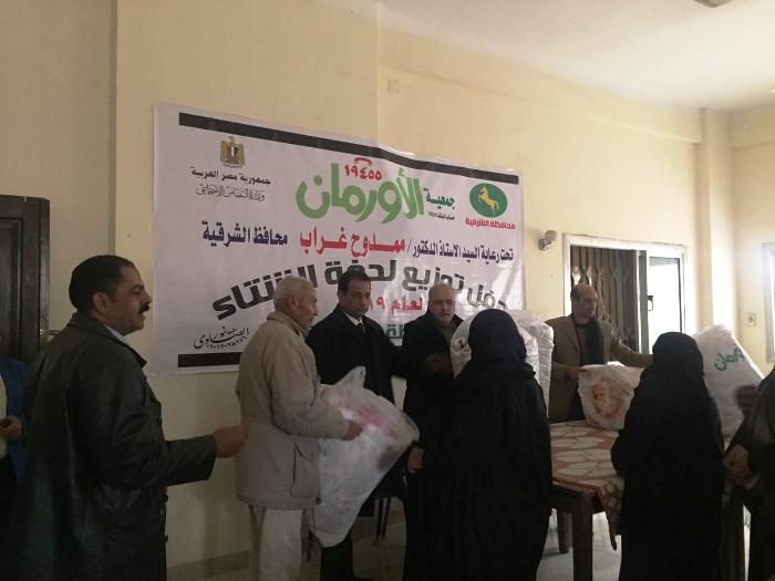 توزيع 1000 بطانية على الأسر الأكثر فقراً والأولى بالرعاية بالشرقية 