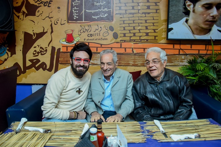 بالصور.. أحمد يونس ينظم أولى حملات "صباحك ومطرحك" بالصور.. أحمد يونس ينظم أولى حملات "صباحك ومطرحك"