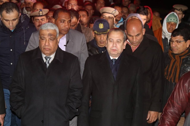 بالصور.. جنازة شهيد كفر الشيخ تتحول لمظاهرة ضد الإرهاب