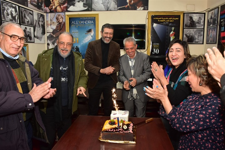 عيد ميلاد الفنان أحمد وفيق بجمعية كتاب ونقاد السينما عيد ميلاد الفنان أحمد وفيق بجمعية كتاب ونقاد السينما