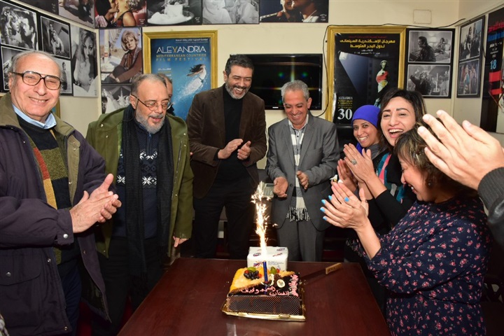 عيد ميلاد الفنان أحمد وفيق بجمعية كتاب ونقاد السينما عيد ميلاد الفنان أحمد وفيق بجمعية كتاب ونقاد السينما