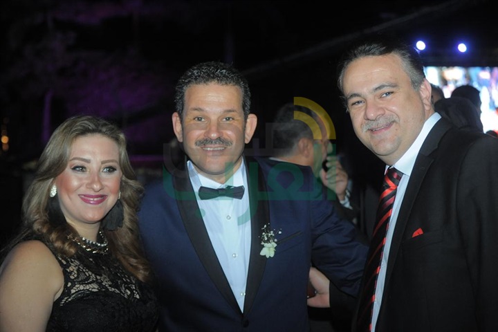 بالصور.. سعد والليثي وأبو الليف يشعلون حفل زفاف محمد وميرنا بالصور.. سعد والليثي وأبو الليف يشعلون حفل زفاف محمد وميرنا
