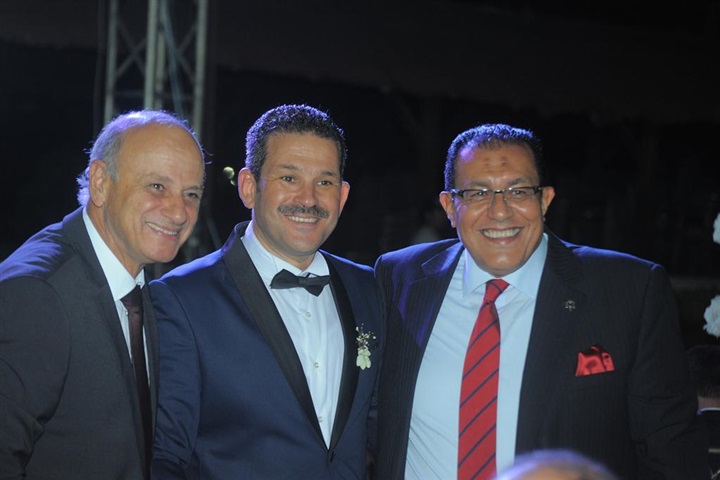 بالصور.. سعد والليثي وأبو الليف يشعلون حفل زفاف محمد وميرنا بالصور.. سعد والليثي وأبو الليف يشعلون حفل زفاف محمد وميرنا