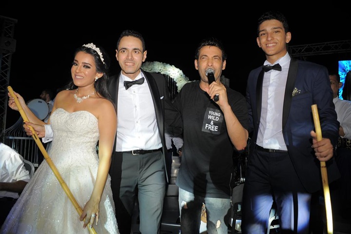 بالصور.. سعد والليثي وأبو الليف يشعلون حفل زفاف محمد وميرنا بالصور.. سعد والليثي وأبو الليف يشعلون حفل زفاف محمد وميرنا
