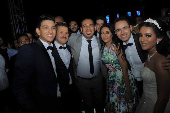 بالصور.. سعد والليثي وأبو الليف يشعلون حفل زفاف محمد وميرنا بالصور.. سعد والليثي وأبو الليف يشعلون حفل زفاف محمد وميرنا