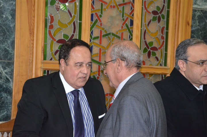 بالصور.. بدء مراسم استقبال عزاء والدة الإعلامى جمال الشاعر بعمر مكرم بالصور.. بدء مراسم استقبال عزاء والدة الإعلامى جمال الشاعر بعمر مكرم