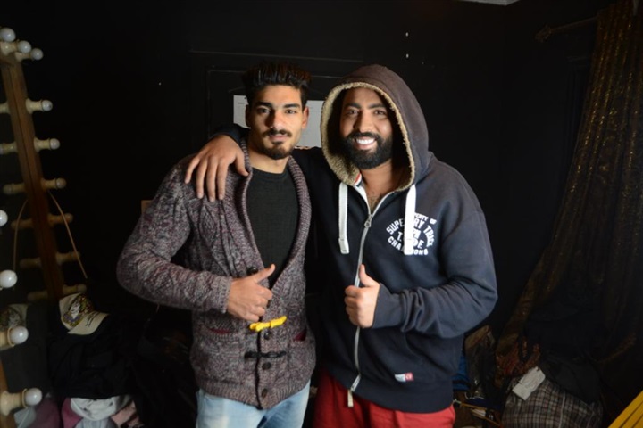 بالصور.. كوليس تصوير كليب "مش واثق" لمحمد علاء بالصور.. كوليس تصوير كليب "مش واثق" لمحمد علاء