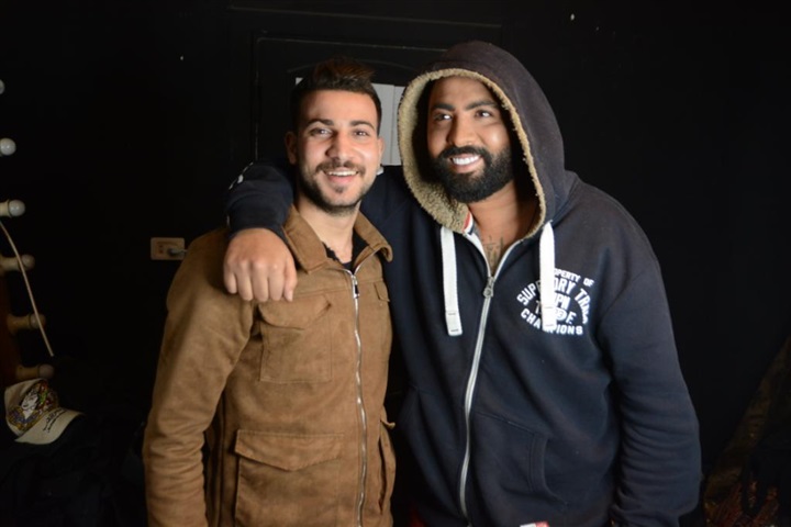 بالصور.. كوليس تصوير كليب "مش واثق" لمحمد علاء بالصور.. كوليس تصوير كليب "مش واثق" لمحمد علاء