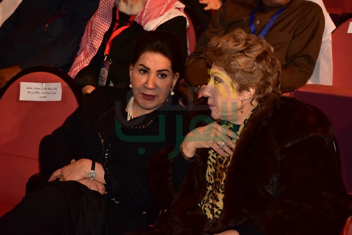 بالصور .."الطوق والأسورة" تفوز بجائزة افضل عرض بمهرجان المسرح العربي بالصور .."الطوق والأسورة" تفوز بجائزة افضل عرض بمهرجان المسرح العربي