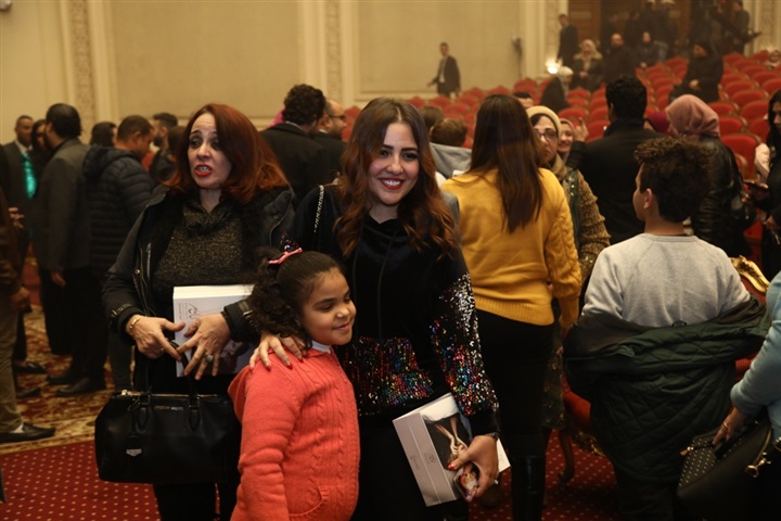 بالصور.. أمال ماهر تشعل حفلها بالمنارة بأغاني "أصل الإحساس" بحضور كامل العدد بالصور.. أمال ماهر تشعل حفلها بالمنارة بأغاني "أصل الإحساس" بحضور كامل العدد