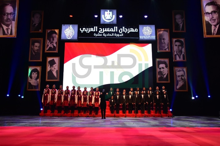 بالصور .."الطوق والأسورة" تفوز بجائزة افضل عرض بمهرجان المسرح العربي بالصور .."الطوق والأسورة" تفوز بجائزة افضل عرض بمهرجان المسرح العربي
