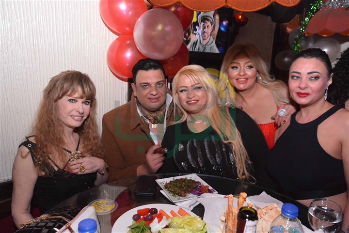 بالصور.. نجوم الفن والأعلام يحتفلون بعيد ميلاد عمرو جمعة بالصور.. نجوم الفن والأعلام يحتفلون بعيد ميلاد عمرو جمعة