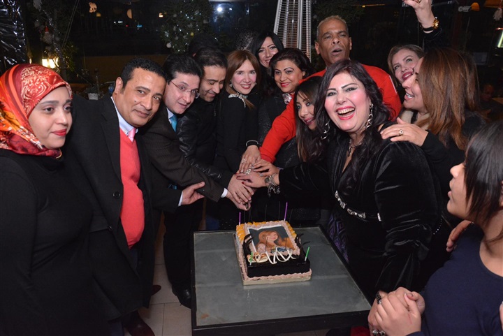 بالصور.. عيد ميلاد الفنانة دينا عبدالله بحضور نجوم الفن والمجتمع بالصور.. عيد ميلاد الفنانة دينا عبدالله بحضور نجوم الفن والمجتمع