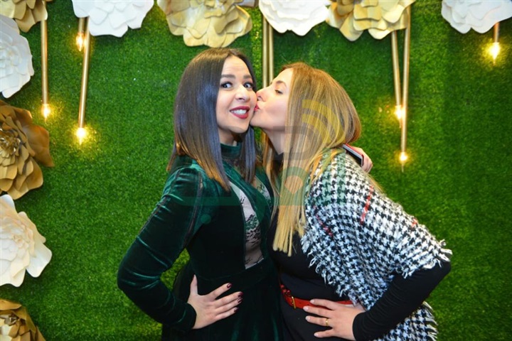 بالصور.. نجوم الفن يحتفلون بعيد ميلاد الفنانة دلال عبد العزيز بالصور.. نجوم الفن يحتفلون بعيد ميلاد الفنانة دلال عبد العزيز