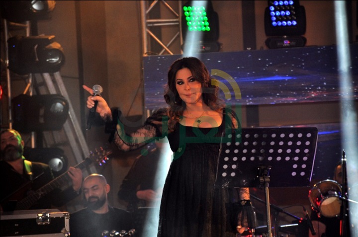 بالصور.. حفل إليسا الخيري يرفع شعار كامل العدد بالصور.. حفل إليسا الخيري يرفع شعار كامل العدد