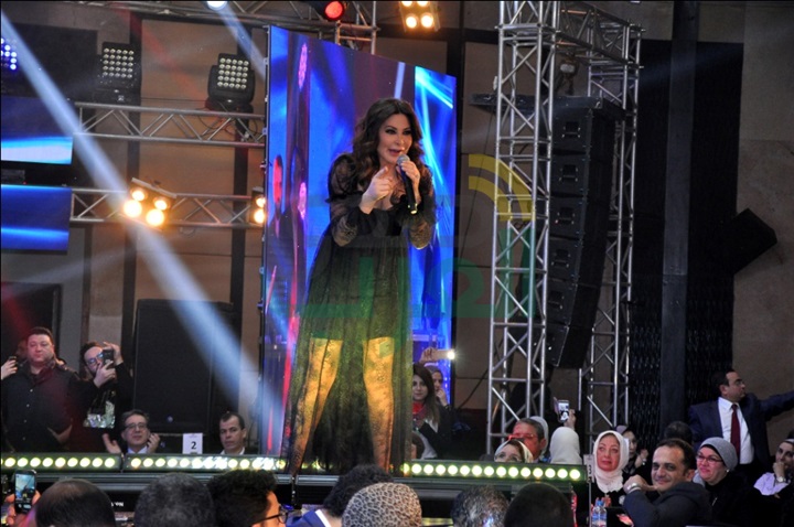بالصور.. حفل إليسا الخيري يرفع شعار كامل العدد بالصور.. حفل إليسا الخيري يرفع شعار كامل العدد