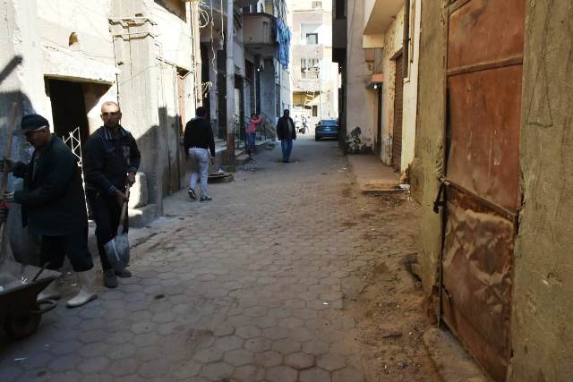 شعراوى وغراب يتفقدان أعمال تطوير مناطق عبد السلام عارف والدريسة بالزقازيق