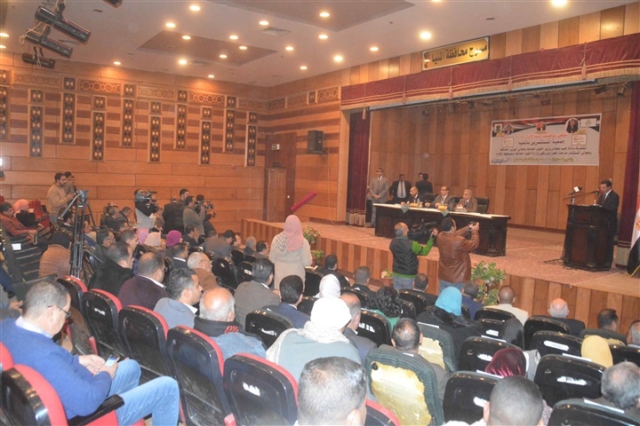 وزير القوى العاملة ومحافظ المنيا يفتتحان ملتقى توظيف الشباب
