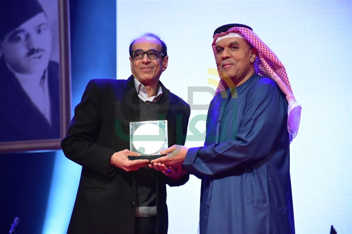 بالصور .."الطوق والأسورة" تفوز بجائزة افضل عرض بمهرجان المسرح العربي بالصور .."الطوق والأسورة" تفوز بجائزة افضل عرض بمهرجان المسرح العربي