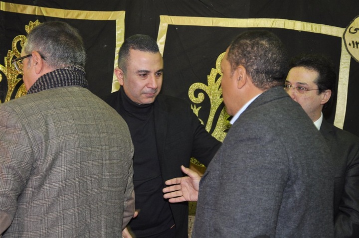 بالصور.. نجوم الفن والإعلام في عزاء الفنان سعيد عبد الغني بالصور.. نجوم الفن والإعلام في عزاء الفنان سعيد عبد الغني