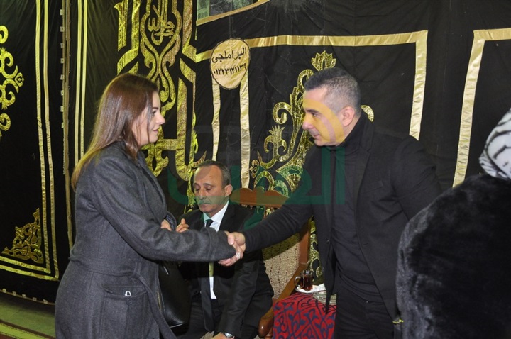 بالصور.. نجوم الفن والإعلام في عزاء الفنان سعيد عبد الغني بالصور.. نجوم الفن والإعلام في عزاء الفنان سعيد عبد الغني