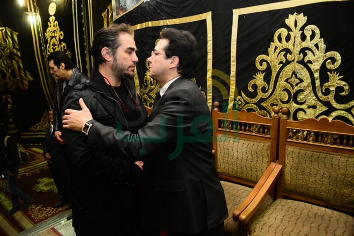 بالصور.. نجوم الفن والإعلام في عزاء الفنان سعيد عبد الغني بالصور.. نجوم الفن والإعلام في عزاء الفنان سعيد عبد الغني