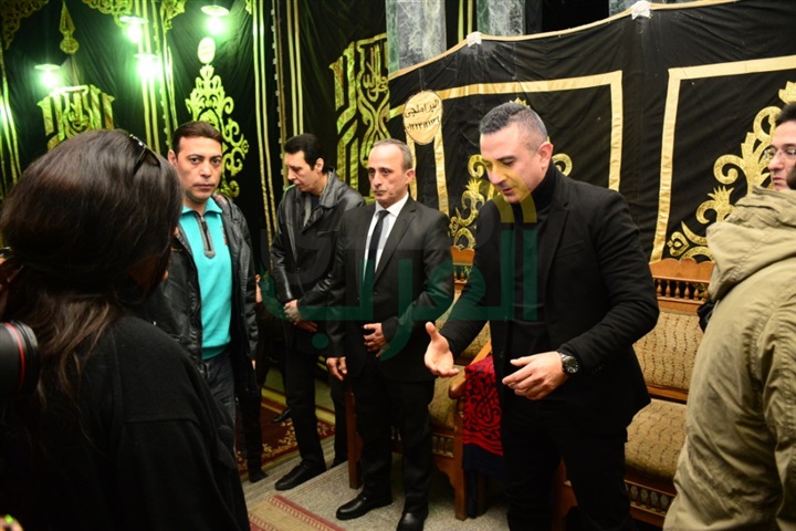 بالصور.. نجوم الفن والإعلام في عزاء الفنان سعيد عبد الغني بالصور.. نجوم الفن والإعلام في عزاء الفنان سعيد عبد الغني