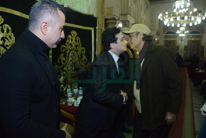 بالصور.. نجوم الفن والإعلام في عزاء الفنان سعيد عبد الغني بالصور.. نجوم الفن والإعلام في عزاء الفنان سعيد عبد الغني