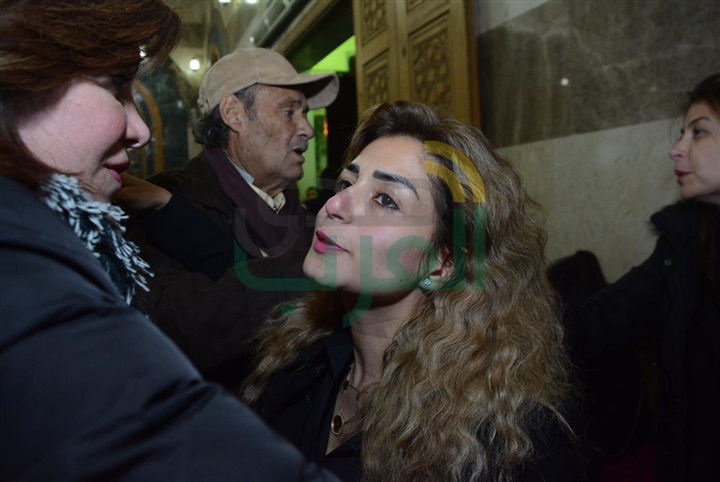 بالصور.. نجوم الفن والإعلام في عزاء الفنان سعيد عبد الغني بالصور.. نجوم الفن والإعلام في عزاء الفنان سعيد عبد الغني