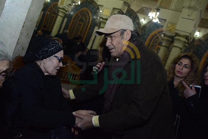 بالصور.. نجوم الفن والإعلام في عزاء الفنان سعيد عبد الغني بالصور.. نجوم الفن والإعلام في عزاء الفنان سعيد عبد الغني