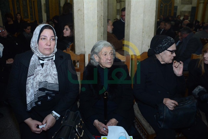 بالصور.. نجوم الفن والإعلام في عزاء الفنان سعيد عبد الغني بالصور.. نجوم الفن والإعلام في عزاء الفنان سعيد عبد الغني